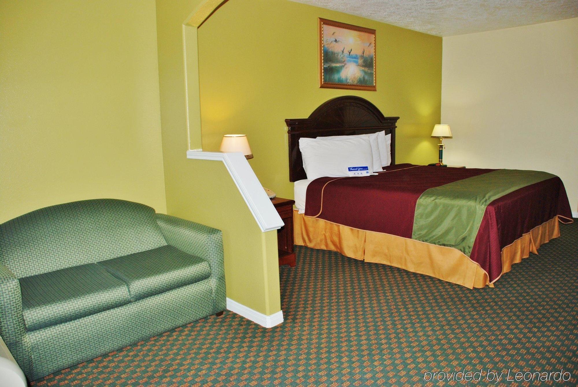Americas Best Value Inn & Suites Hempstead Buitenkant foto