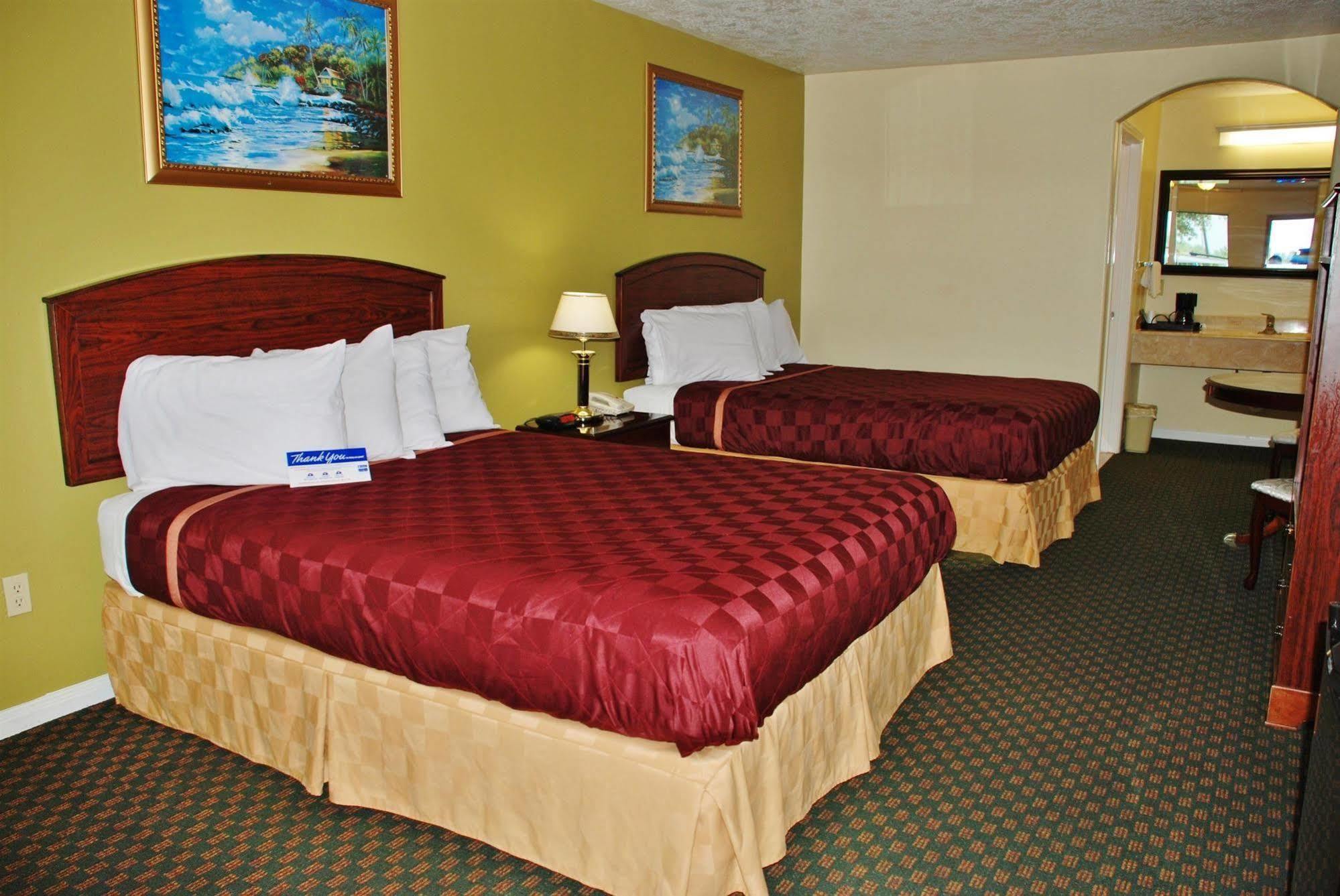 Americas Best Value Inn & Suites Hempstead Buitenkant foto